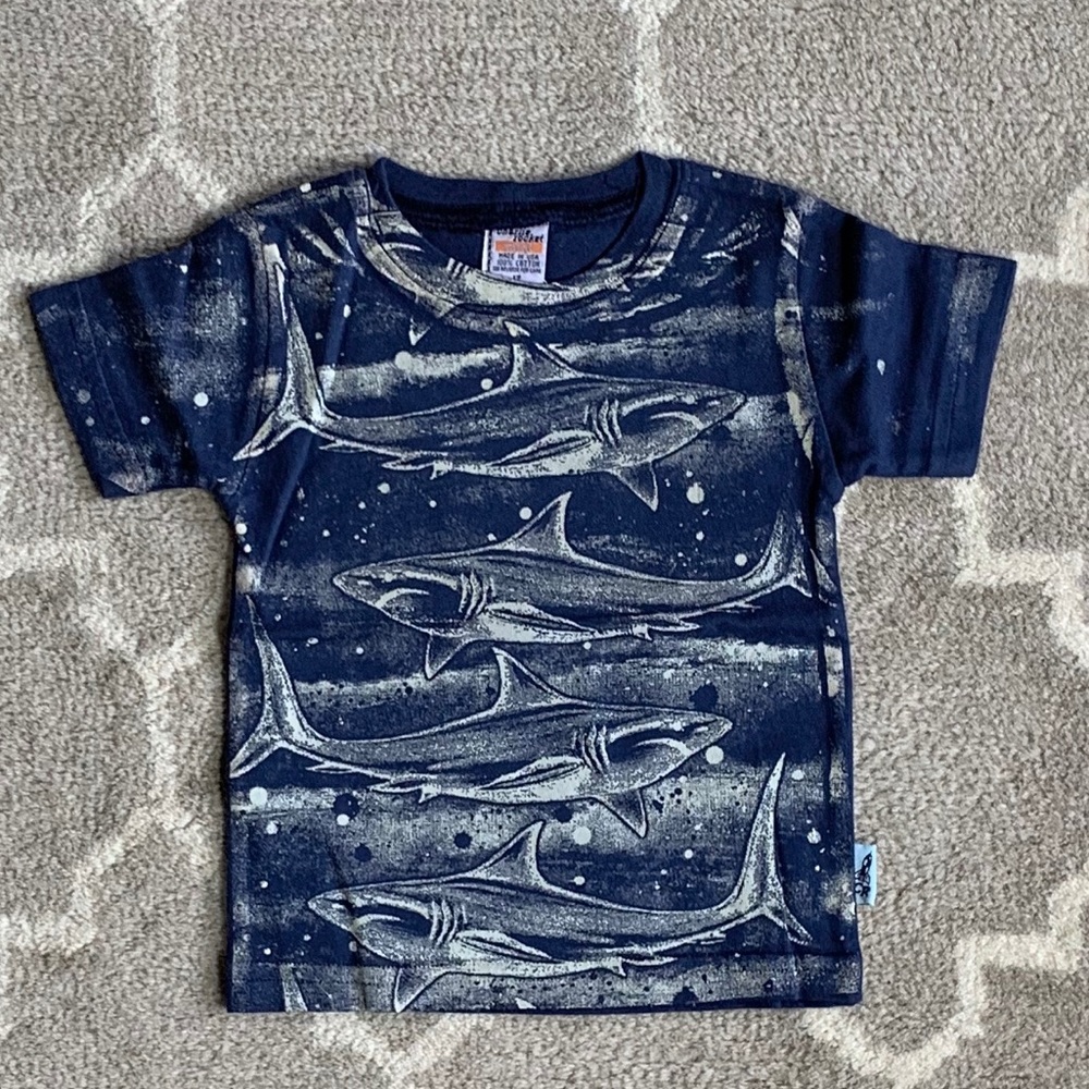 NWT Charlie Rocket t-shirt